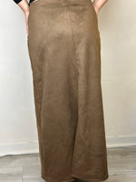 Load image into Gallery viewer, Maxi skirt suede