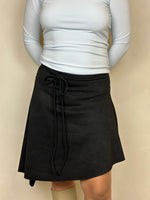 Load image into Gallery viewer, Midi skirt  suede
