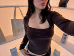 Load image into Gallery viewer, TOP AMBAR MANGA LARGA CAFÉ CHOCOLATE
