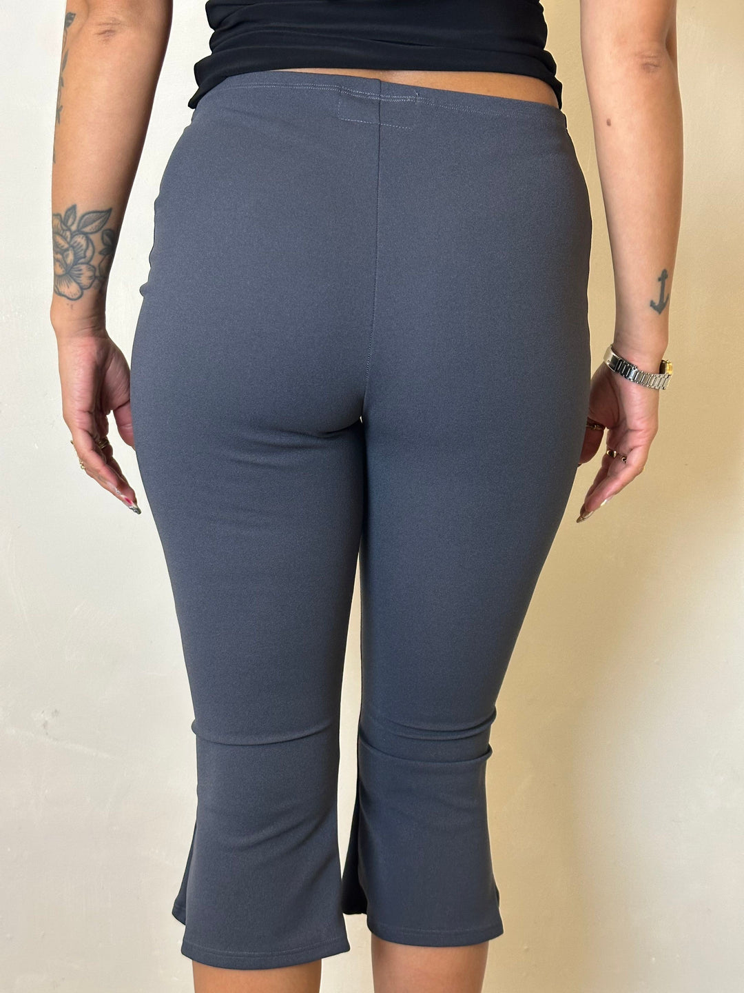 PANTS CAPRI