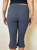 Load image into Gallery viewer, PANTS CAPRI
